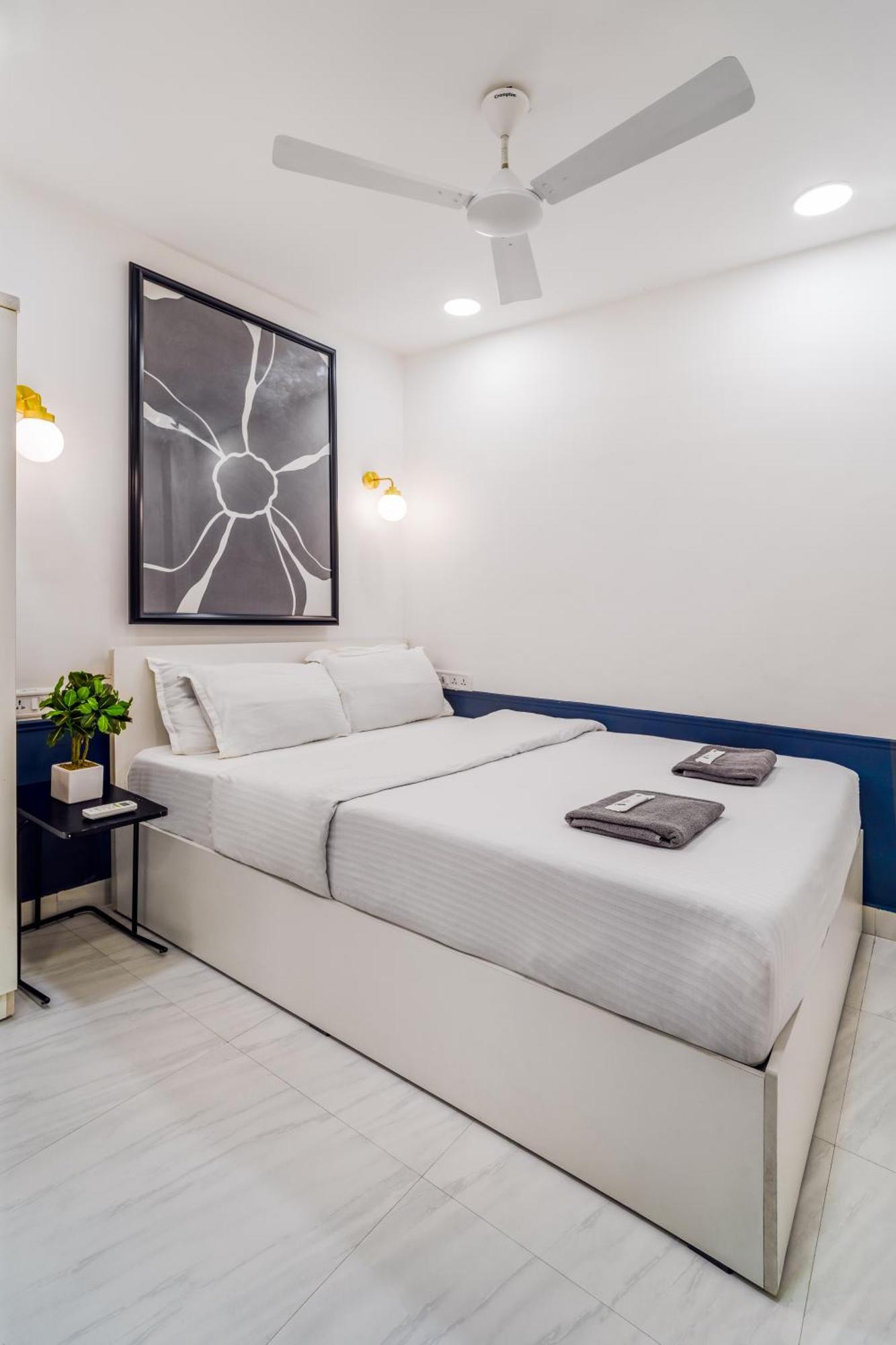 Calisto 2Bhk Khar W By The Bombay Home Company Экстерьер фото